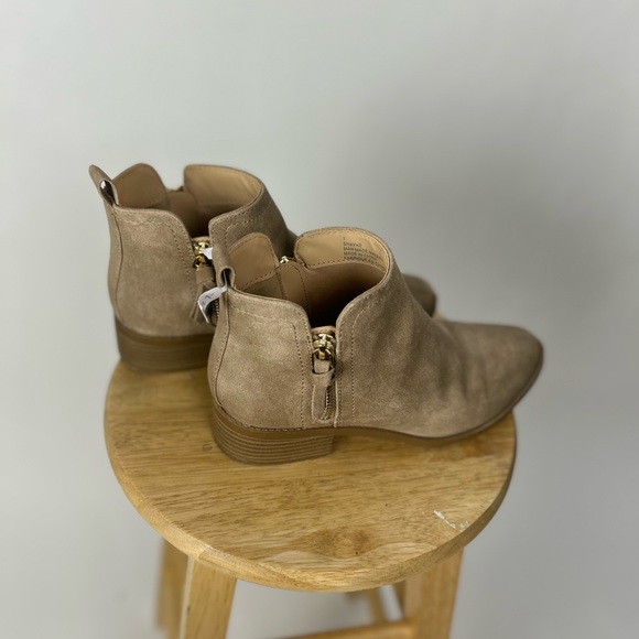 ⭐️SALE⭐️ Shayne - Ankle Booties - Picture 5 of 7